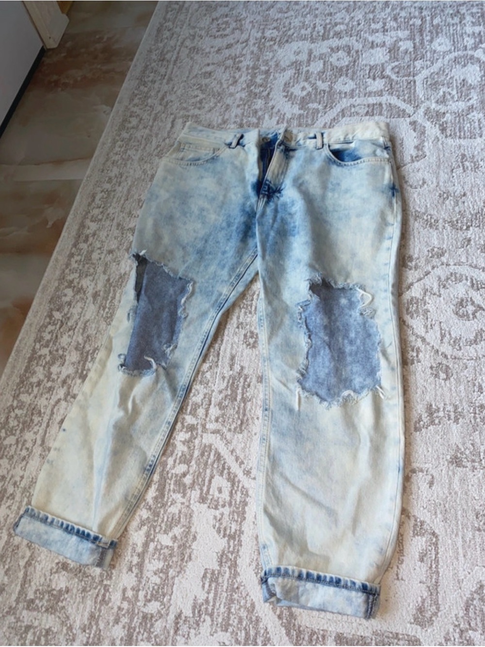 Forever 21 Light Blue Boyfriend Jeans with Dark Blue Knee Patches